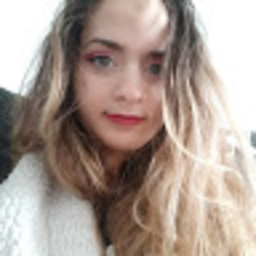 Meet your Posher, Nabilah